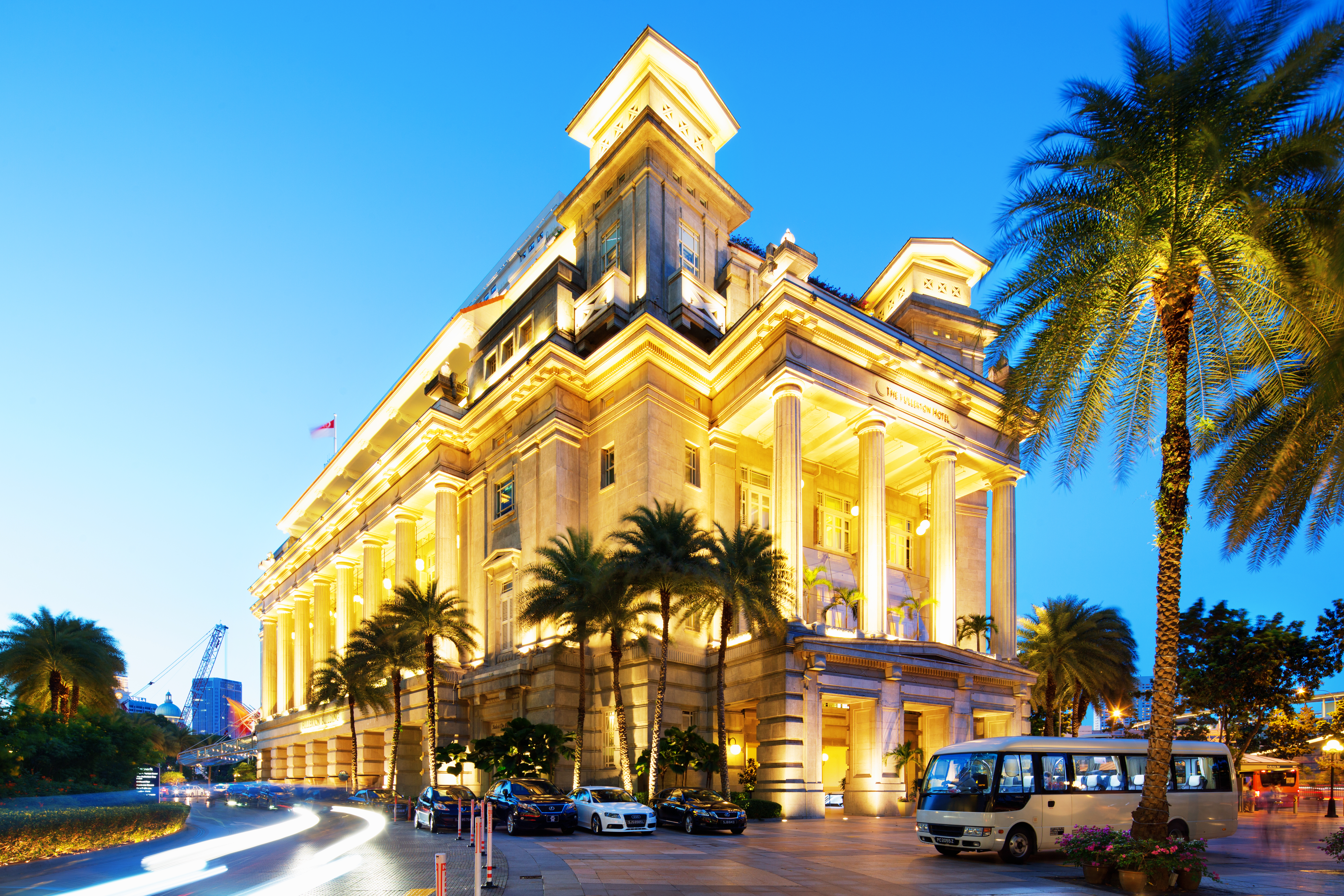 Fullerton Hotel by Darren Soh